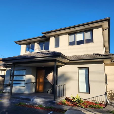 Maruve Guesthouse 12 Min From Melb Airport Melbourne Exterior photo